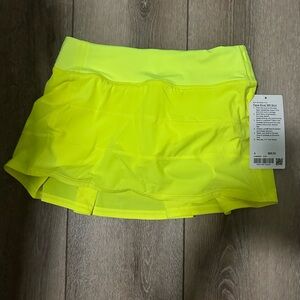 Lululemon Pace Rival mid rise skirt size 4 WITH TAGS